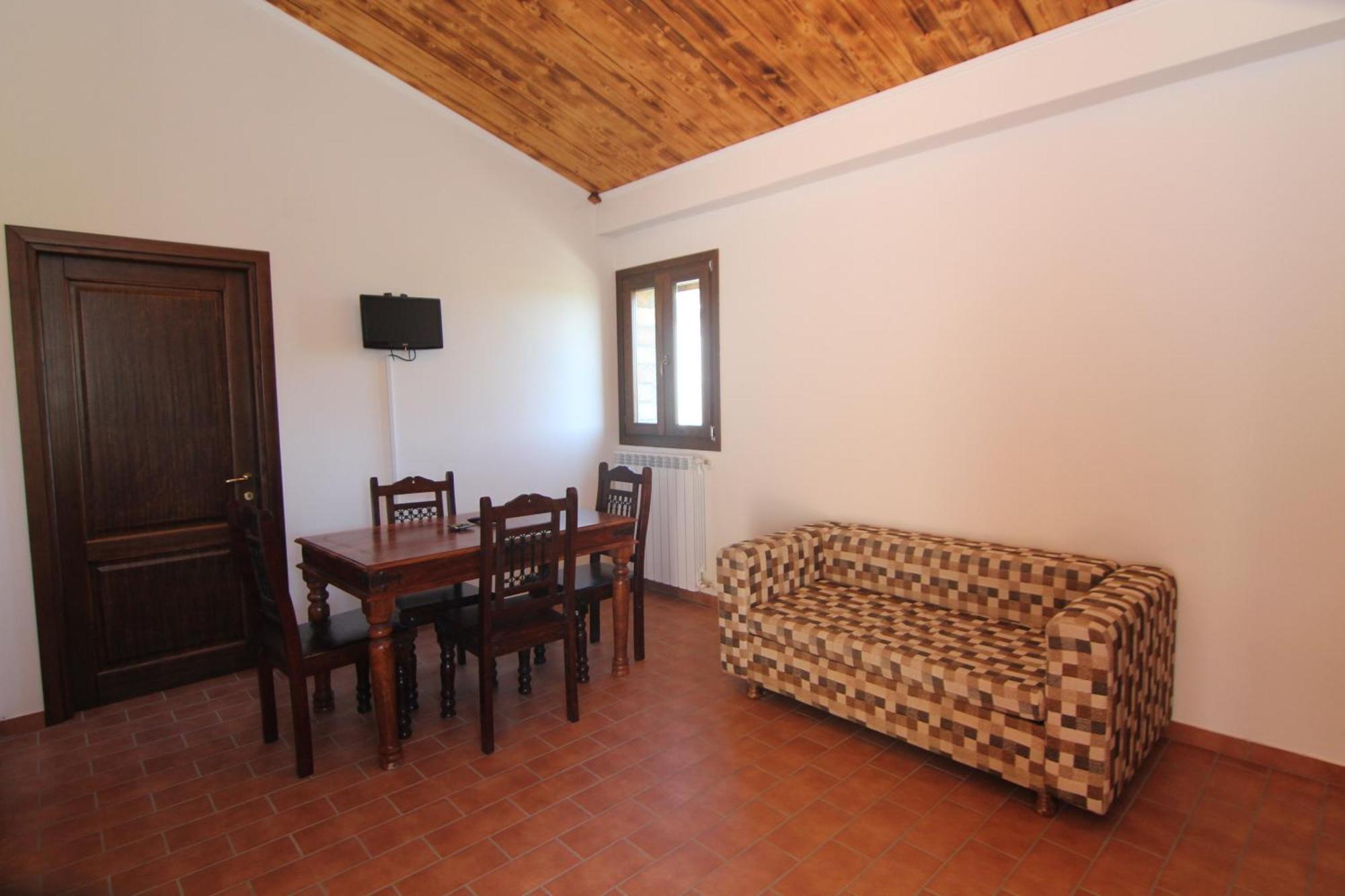 Hotel Il Feudo Dei Pierleoni เชลาโน ภายนอก รูปภาพ