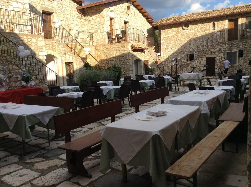 Hotel Il Feudo Dei Pierleoni เชลาโน ภายนอก รูปภาพ