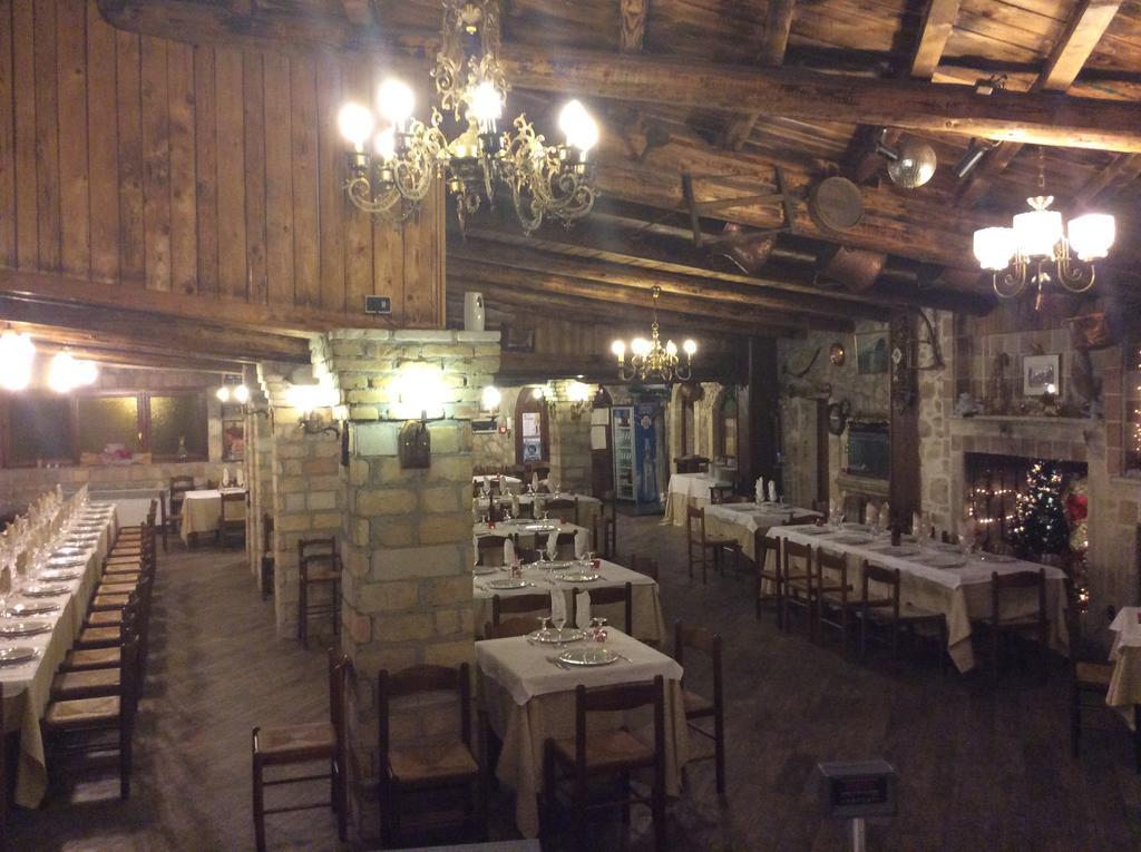 Hotel Il Feudo Dei Pierleoni เชลาโน ภายนอก รูปภาพ